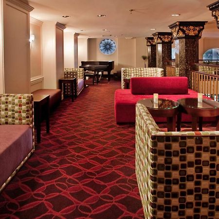 Holiday Inn Kansas City Downtown Aladdin Экстерьер фото
