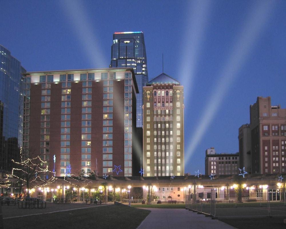 Holiday Inn Kansas City Downtown Aladdin Экстерьер фото
